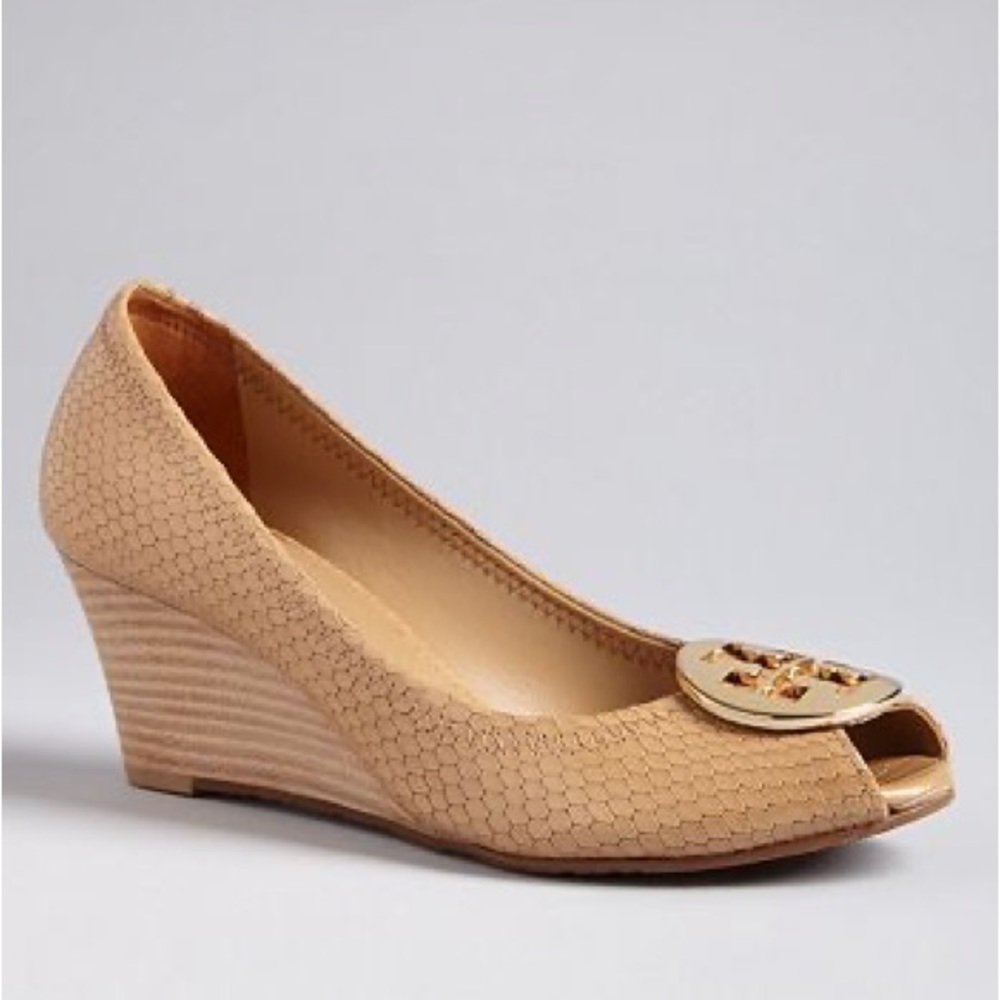 Tory Burch Sally II Wedge Pump Size 8 1/2 Snake Print Peep Toe